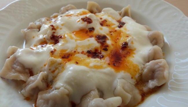 Sarımsaklı Mantı Tarifi