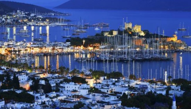 Ebedi mavilikler ülkesi; Bodrum